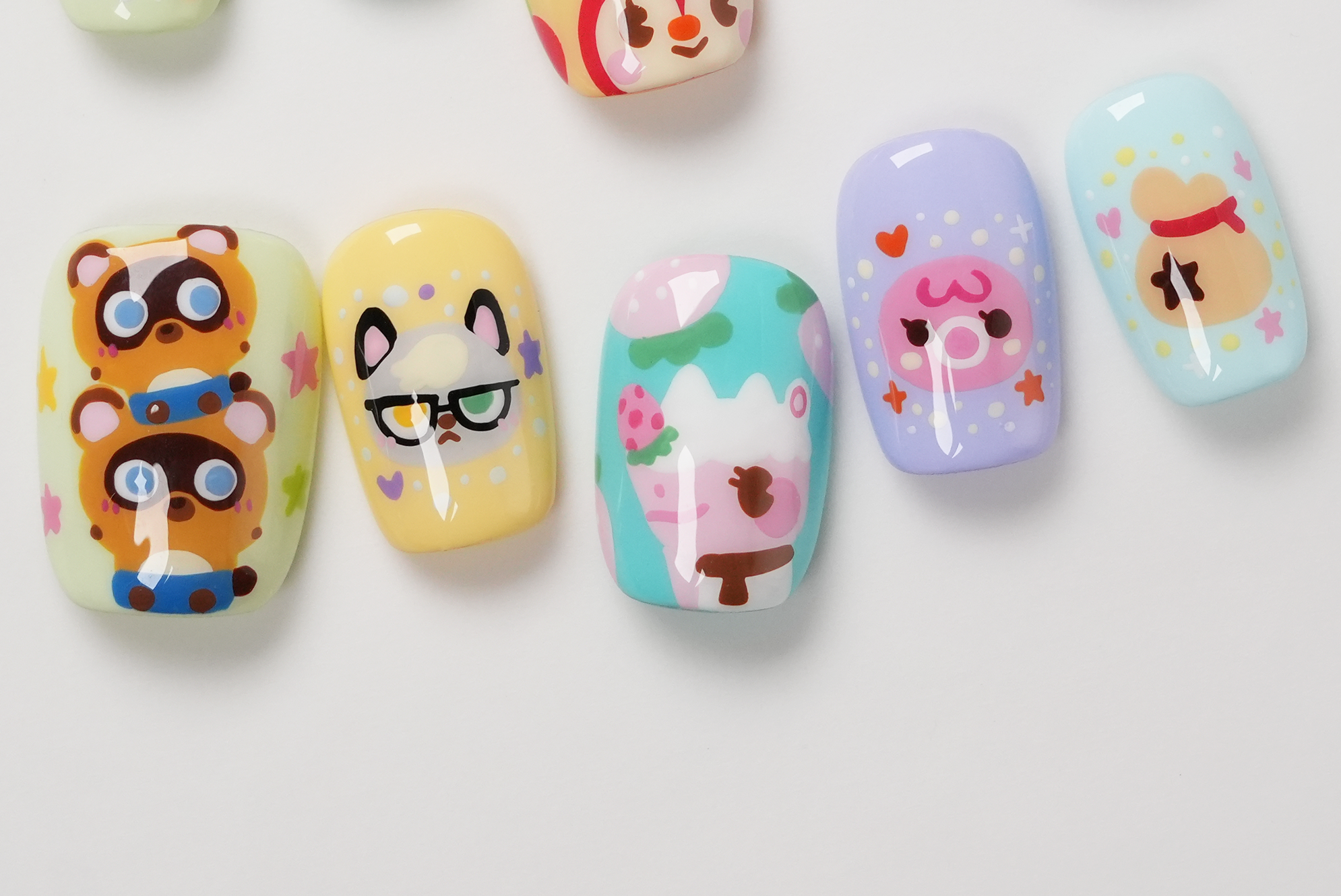 Cute Animal Game Hand-painted Press-on Nails