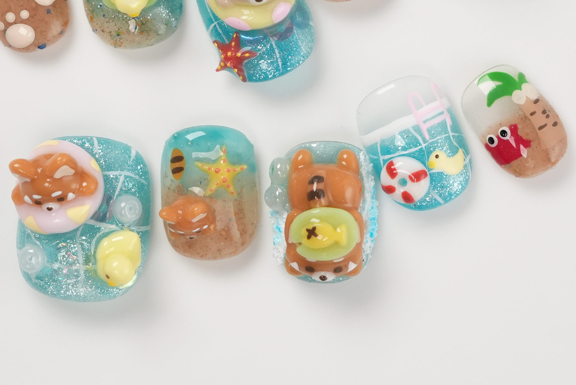Summer Beach 3D Bear and Red Panda Vacation Time Press-on Nails