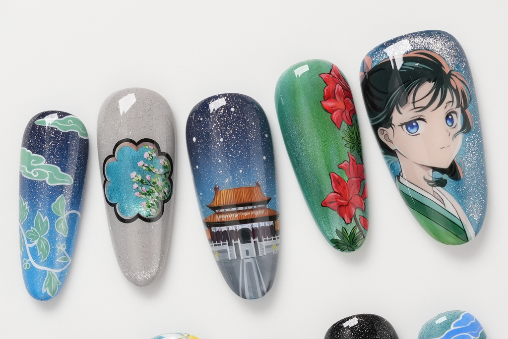 The Apothecary Diaries Hand-painted Press-on Nails